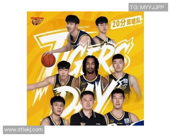 张昊与杜锋精彩对决视频回顾分析两位篮球巨星的巅峰时刻与战术较量 张昊与杜锋精彩对决视频回顾分析两位篮球巨星的巅峰时刻与战术较量