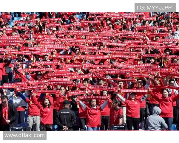 福冈黄蜂迎战赞釜玉激烈对决引发球迷热情高涨