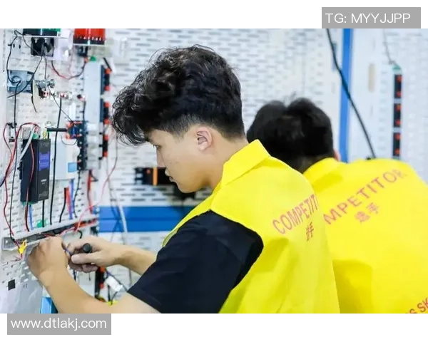 西部足球俱乐部迎战羊绒工业力争胜利展现团队精神与竞技风采