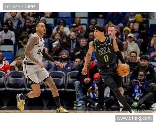 马刺与鹈鹕激战11月20日赛场精彩瞬间回顾与分析